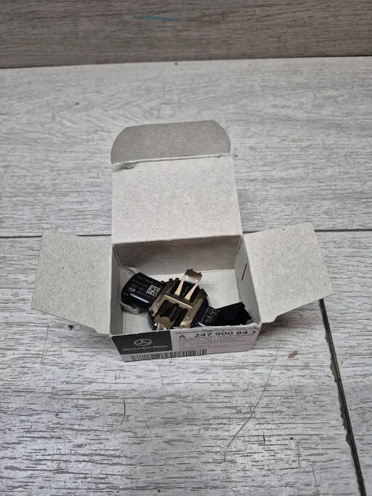 Capteur de pluie OE Mercedes A2479008417 image 1