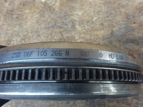 Volante de duplo massa para GOLF VI A3 8P LEON II 2.0 TDI TFSI DSG image 3