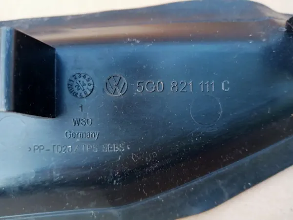Aislamiento guardabarros izquierdo VW Golf VII OEM 5G0821111C image 3