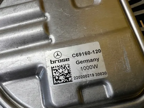Radiatorventilatormotor OEM C69160-120 1000W Mercedes image 5