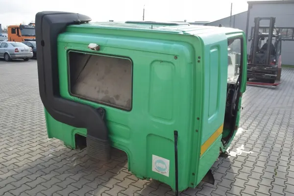 DAF CF Dagcabine Frame met Linkerdeur - OEM image 3