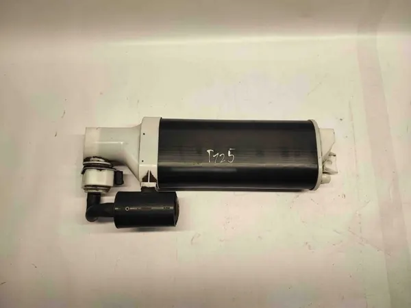Dodge Challenger Kraftstoffdampffilter OEM P68231653AC image 4