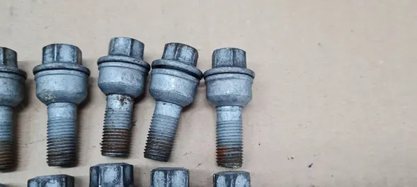 SQ8 4M Q8 Boulons de roue 20 pcs 8R0601295 Audi VW image 9