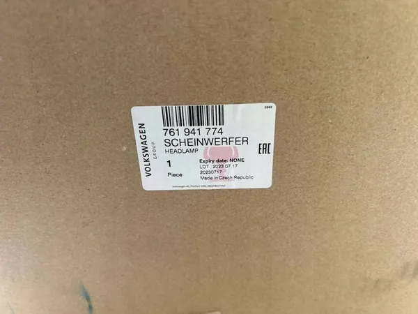 Farol direito VW Touareg 761941774 image 5