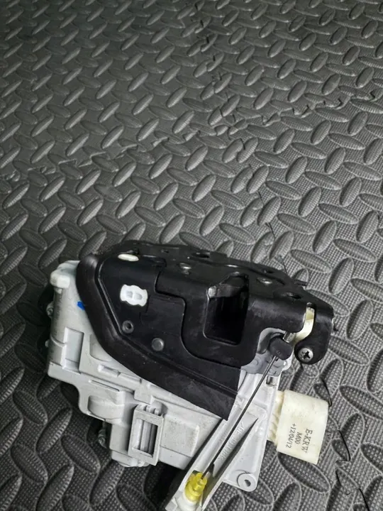 Hintere Rechte Türschloss 8 Pin Audi A7 C7 4G0839016C image 3