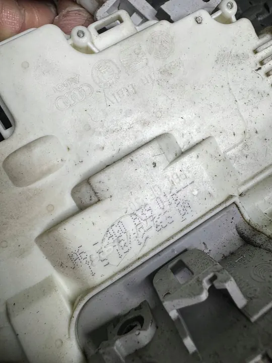 Hintere Rechte Türschloss 8 Pin Audi A7 C7 4G0839016C image 4