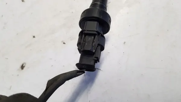 Capteur de niveau de liquide Opel Zafira C 13195945 image 7