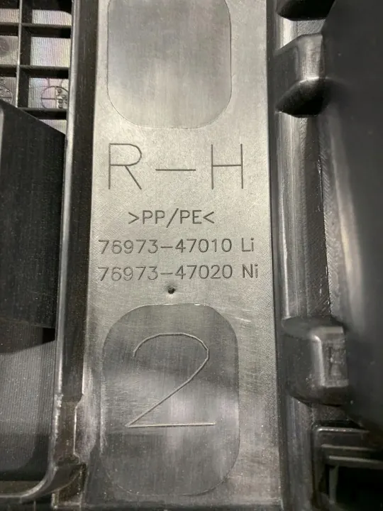 Toyota Prius Kofferraumteppich Element OEM 7697347010 image 7