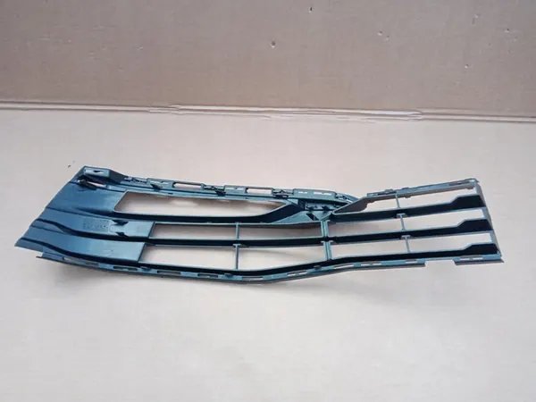 Griglia anteriore sinistra BMW G30 G31 2016- image 3