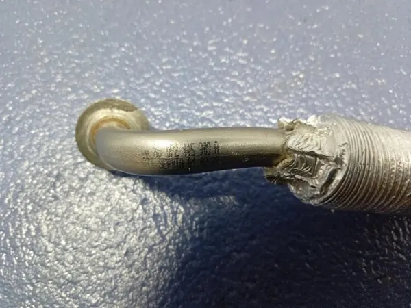 Audi SQ8 Q8 Öljylinja OEM 0P2145909A - Käytetty image 4