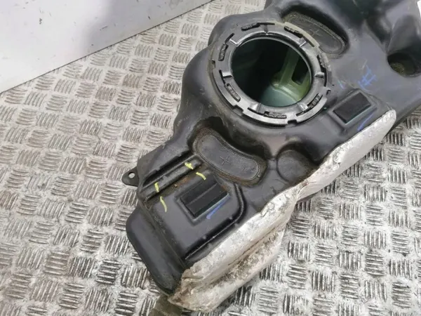 Kraftstofftank OEM 9841077780 für Peugeot 3008 II 2022 image 9