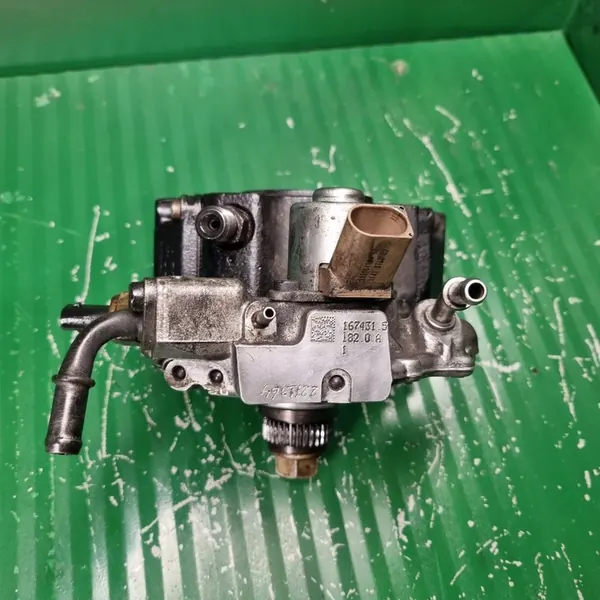 Mercedes 2.2 CDI Injectiepomp A6510702601 image 2