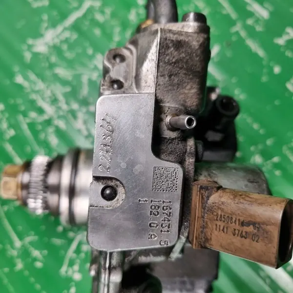 Mercedes 2.2 CDI Injectiepomp A6510702601 image 4