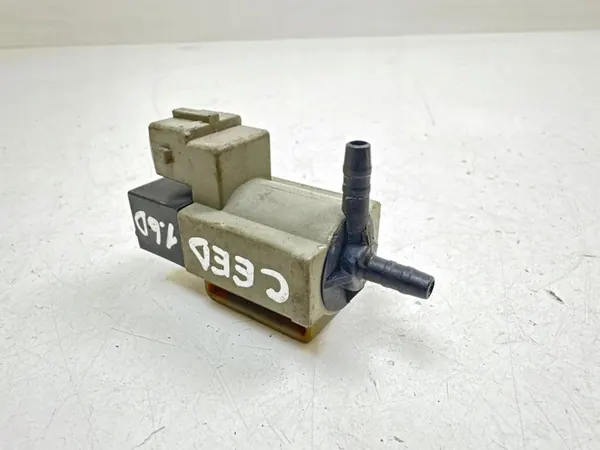 Vanne de contrôle de suralimentation KIA Ceed 2011 image 2