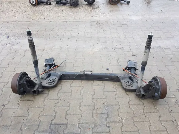 Dacia Duster I Lift 13-17 1.2 TCE Hinterachsschwinge OEM image 5