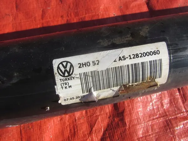 VOLKSWAGEN AMAROK 2.0D 2011 Arbre de Transmission AS- image 6