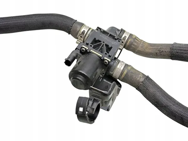 Alfa Romeo Giulia 2019 Koelvloeistofregelklep OEM 50560344 image 2