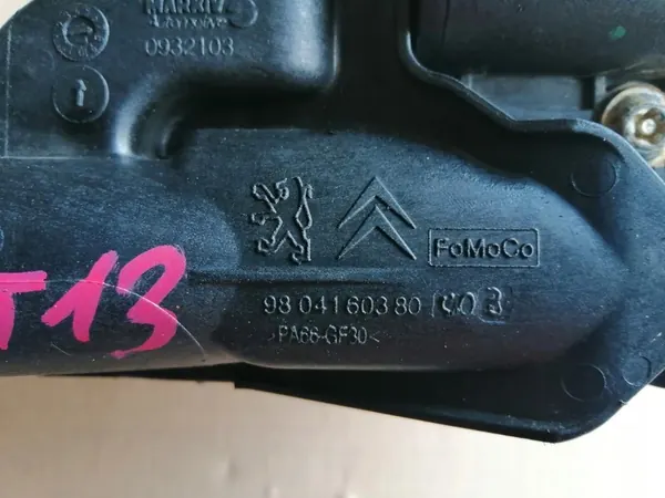 Carcasa de termostato Ford OE DS7Q-8A586-AB image 2