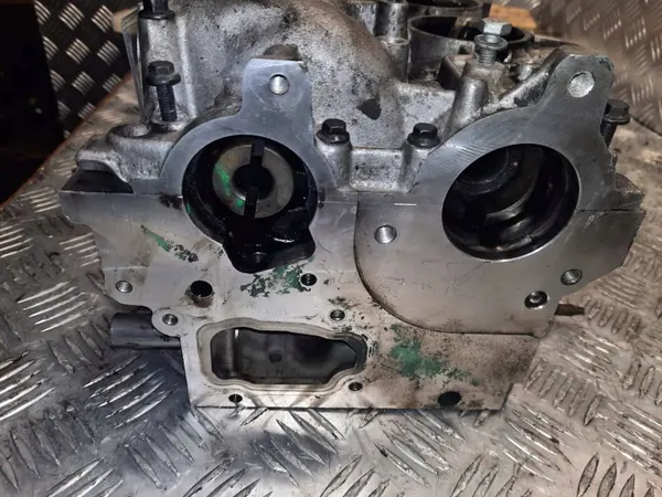 Peugeot 4007 Cabeça do Cilindro OEM 9651569780 2.2 HDi image 4