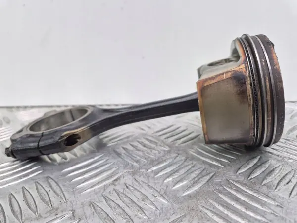 Kolv med Stång OEM 0821RA Mercedes C280 image 3