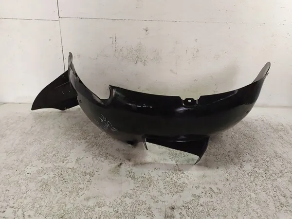 Front Right Wheel Arch VW Caddy 2K5805912E image 9