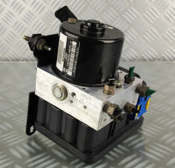 Pompe ABS ESP OEM 9648606980 pour Citroen C5 I image 2