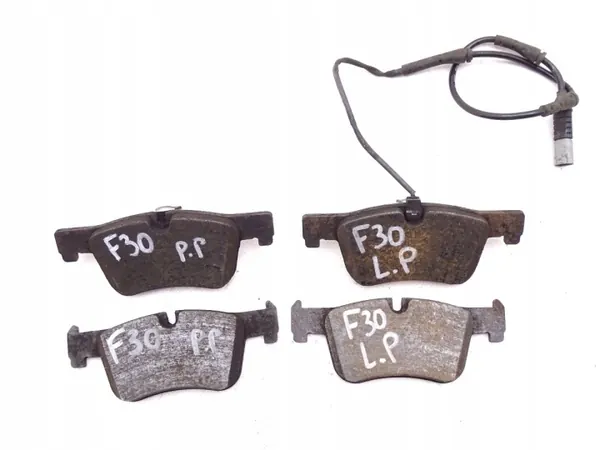Plaquettes de frein avant OEM 6792157 pour BMW Série 3 image 2