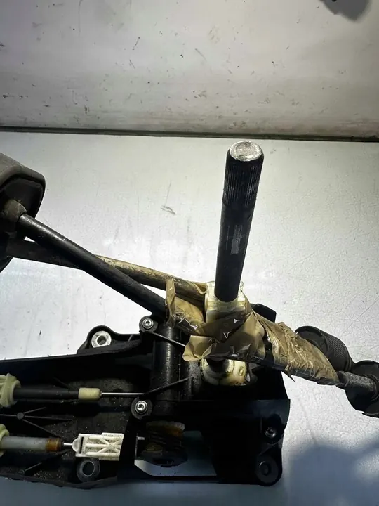 Gear Shift Lever Opel Vectra C 1.9CDTI 6 Speed 55557637 image 4