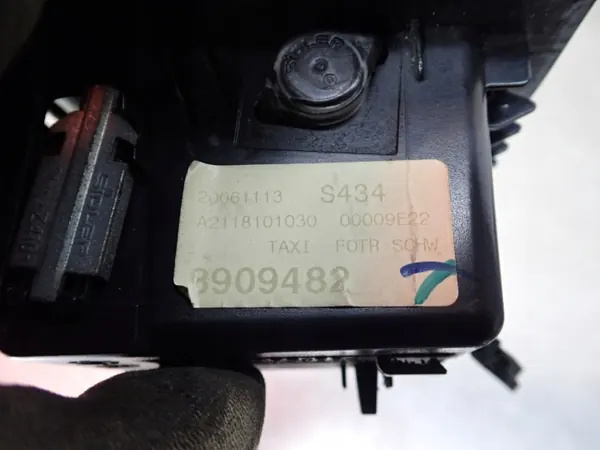 Asbak Rechter Achterdeur OEM A211810130 Mercedes image 6