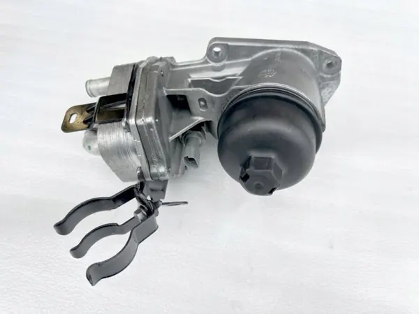 Base de boîtier filtre à huile Jaguar XF 2.2 OEM 9682632980 image 2
