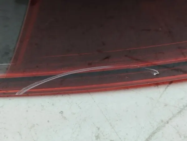 Opel Insignia B 2018 Luz trasera derecha OEM 39125832 image 2