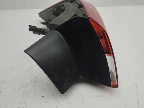 Opel Insignia B 2018 Luz trasera derecha OEM 39125832 image 3