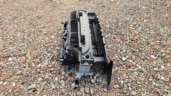 Para-choque dianteiro completo Ford B-Max 1.6 TDCI OEM 8V51-8C607-CG image 5