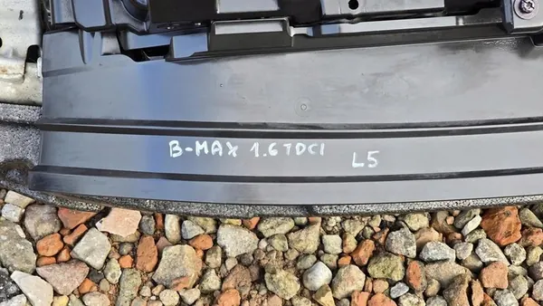 Para-choque dianteiro completo Ford B-Max 1.6 TDCI OEM 8V51-8C607-CG image 9