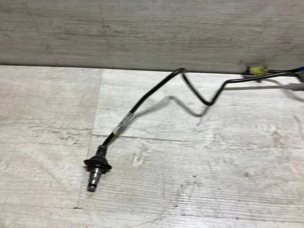 Conduto hidráulico embraiagem Audi OEM 8w1721465A - Usado image 3