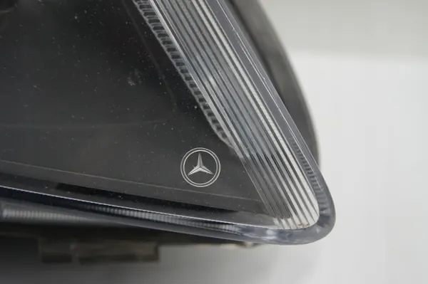 MERCEDES VITO W447 RECHTER KOPLAMP A4479065900 image 3