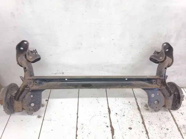 Ford OE ARA244833 Hinterachsträger - Gebraucht image 6