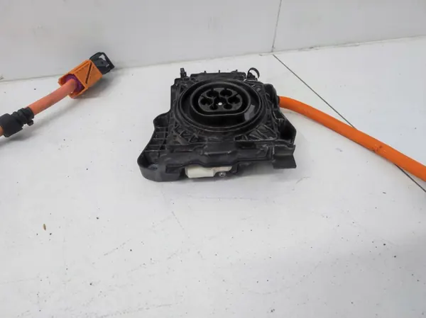 Ladebuchse BMW XM G09 OEM 5A60026 5A66039 image 3