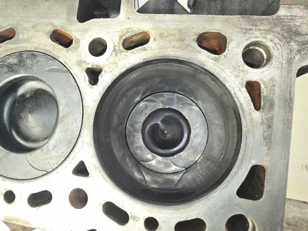Bloco motor OEM 11468R para Nissan Navara D23 2017 image 9
