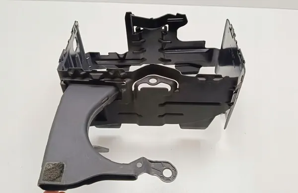 Akun kansi OEM A4705412500 Mercedes X-Class:lle image 4