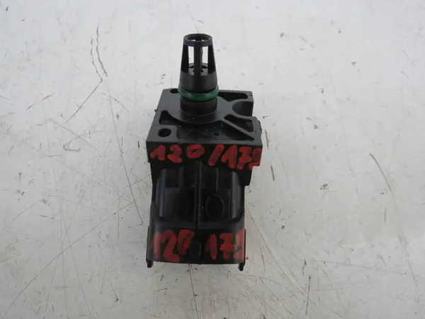 Volvo OE Pressure Sensor 31 303 974 image 8