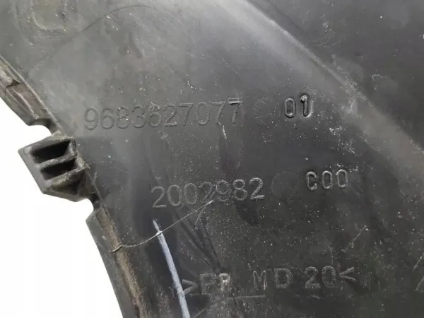 Cache phare avant droit OEM 9683627077 Citroën C5 image 4