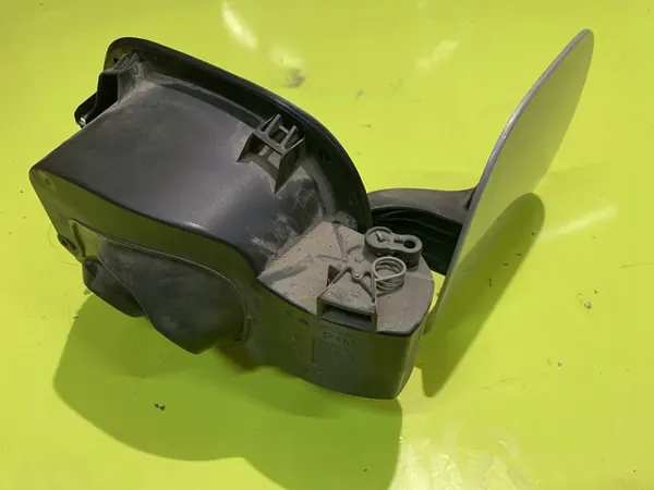 Tankklep OEM 13461779 voor Citroën C3 Aircross image 5