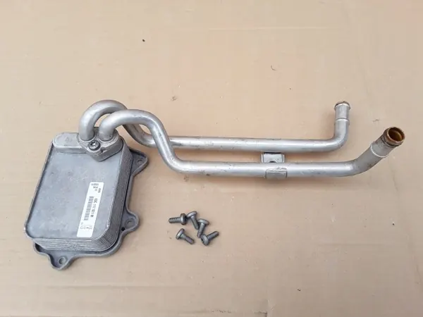 Refroidisseur d'huile OEM 18950905 pour VW Touran II 1.4 TSI image 2