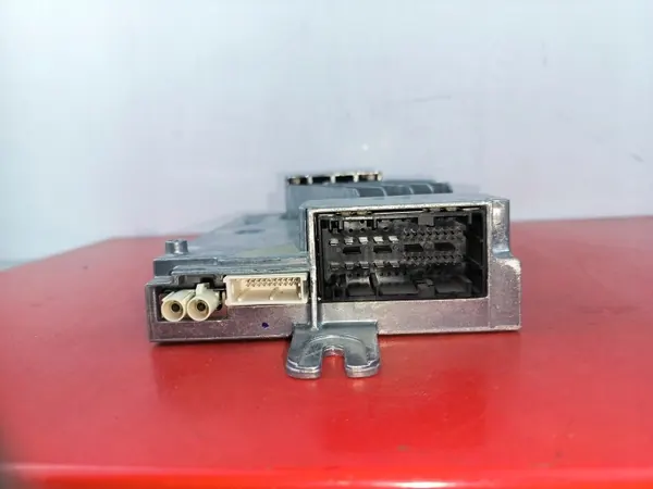 Amplificateur audio BMW 5B44D24 pour G60 - OEM d'occasion image 3