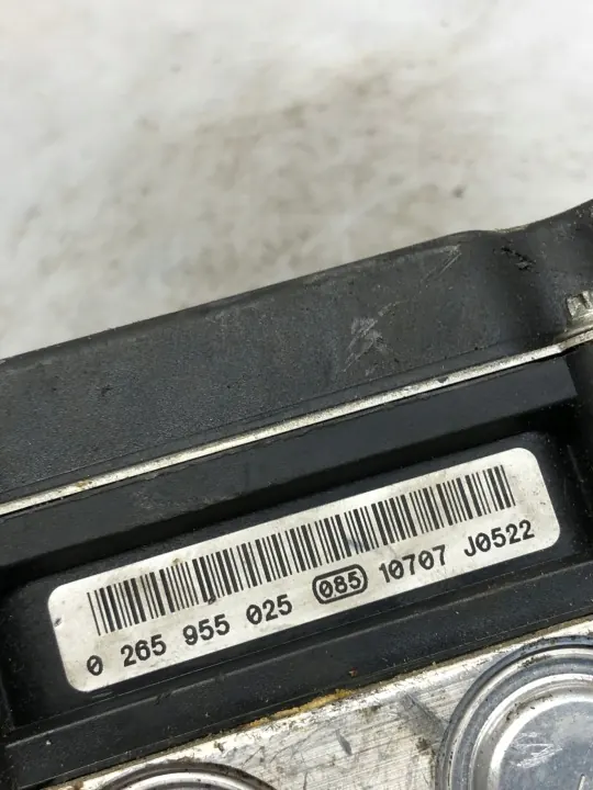 ABS-pompregelaar OEM 0265239056 Gebruikt image 7