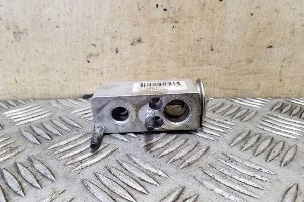 Ilmastointijäähdyttimen venttiili CITROËN C4 GRAND PICASSO II image 5