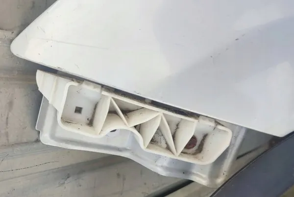 Voorlinker spatbord OEM KLA11123 voor Nissan Qashqai I image 8