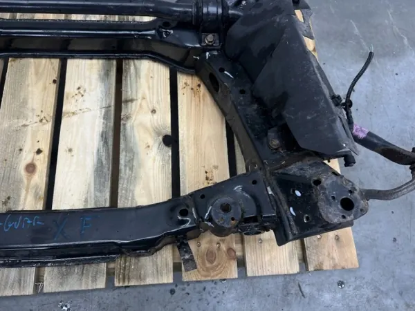 Jaguar XF II X250 traversvagn OEM MMAUTKO-28132- image 6