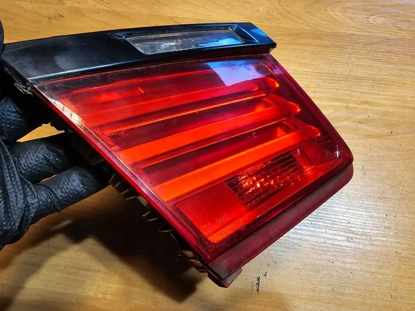 BMW 7 F01 F02 Luz Trasera Izquierda 7182205 image 2